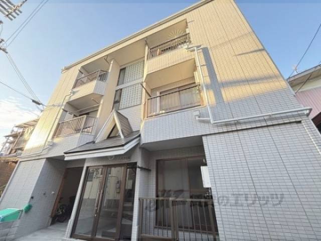 プリモ伊加賀外観写真1