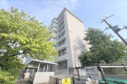 醍醐石田団地4棟外観写真