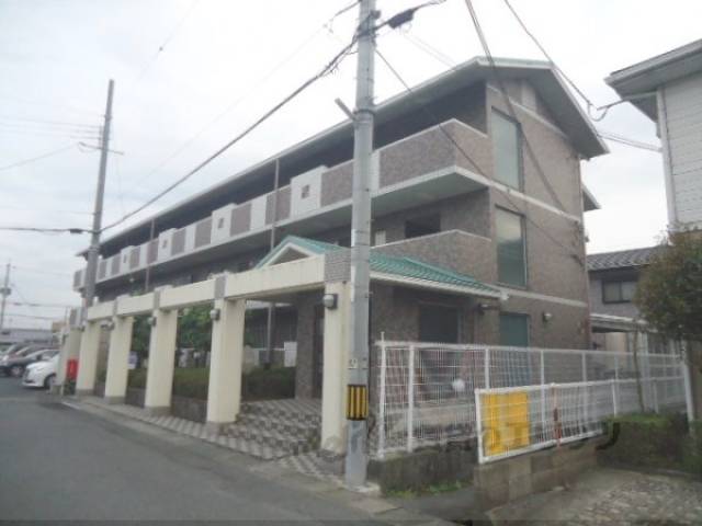 ファミーユ南高田外観写真2