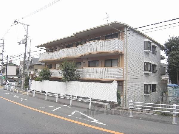 060597の外観写真