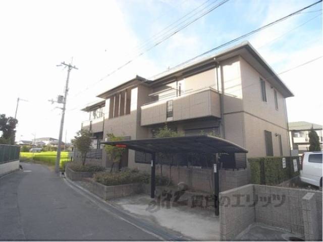 スクエアコート長尾Ｃ棟外観写真1