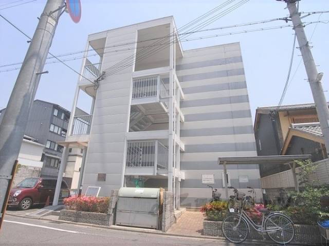 レオパレスタウンディ外観写真3