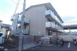 レオパレス深草外観写真