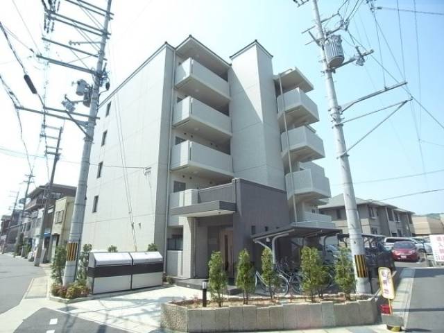 モンティセリ外観写真1