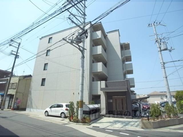 モンティセリ外観写真2