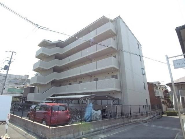 モンティセリ外観写真3