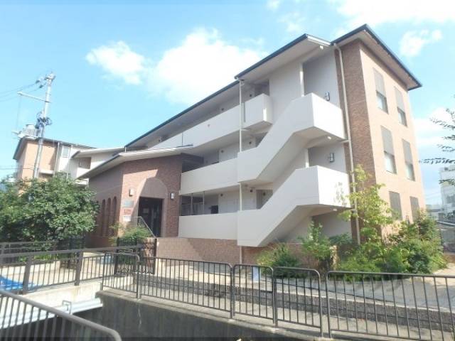 ヴェルデ山科外観写真1