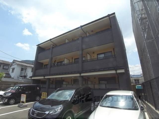 Ｃａｌｍｌｙ　Ｌｉｆｅ外観写真1