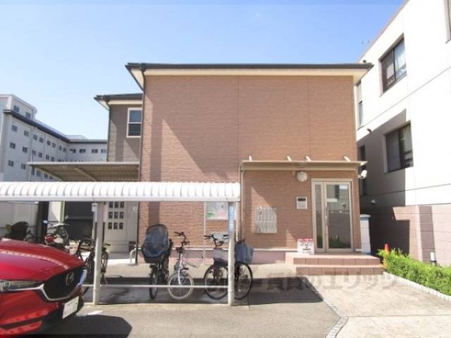 Ｓｕｎｌｉｔ朱雀外観写真1