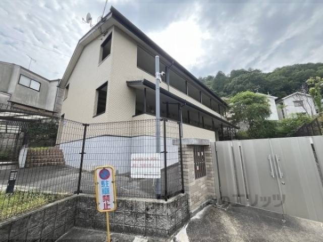 レオパレス石塚外観写真2