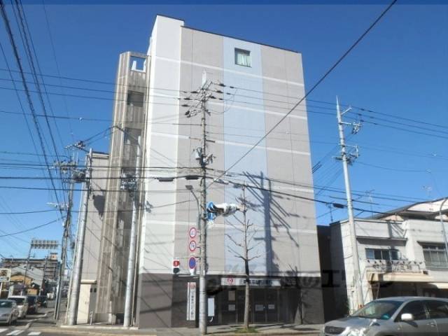 レヴィア七条外観写真1