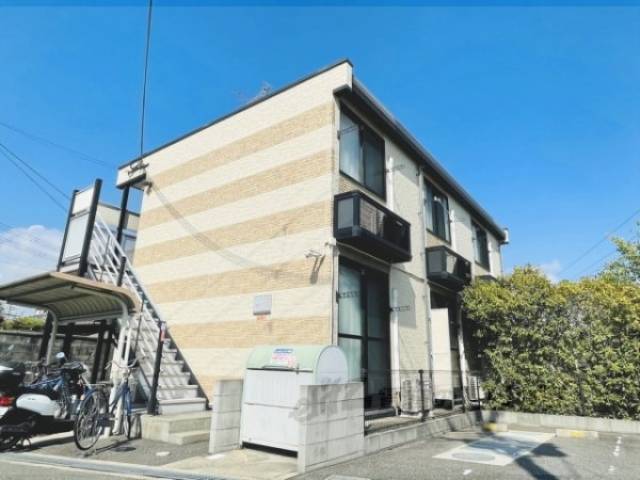 レオパレスアールズコート外観写真3