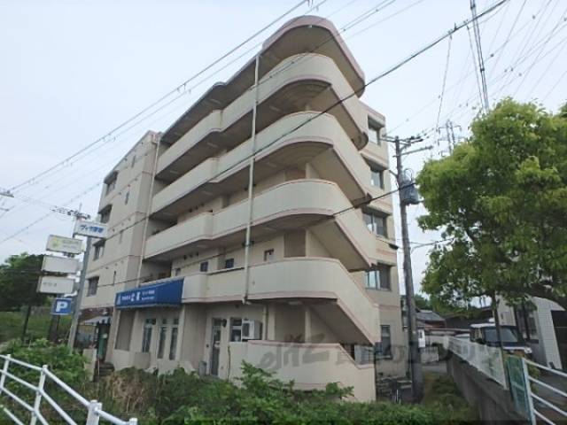 ヴィラ栗東外観写真2