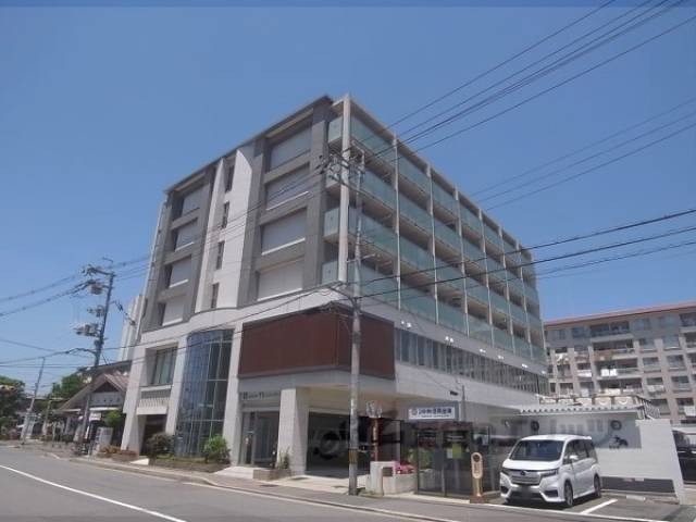 ヴァンヴェルデ西京極外観写真2