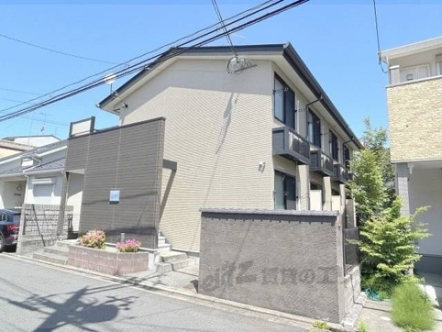 レオパレス大文字外観写真1