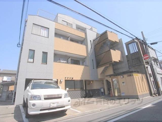 セレーノ・アルドーレ外観写真1