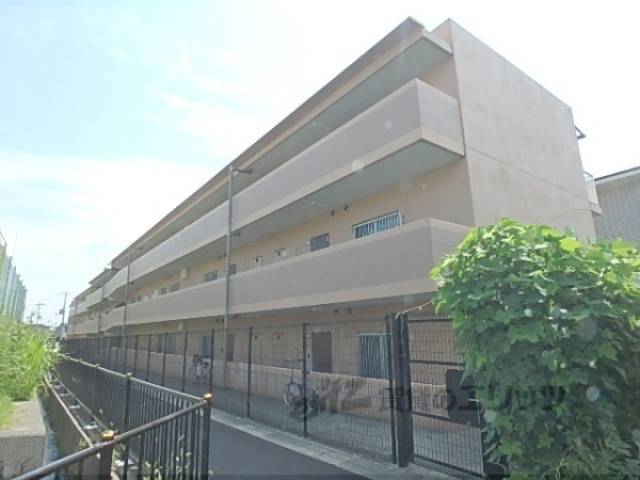 ディンプル阪本外観写真3