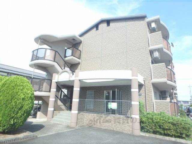アヴァンセ守山外観写真2