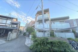 Ｅａｓｔ　ｃｏｕｒｔ　北白川外観写真