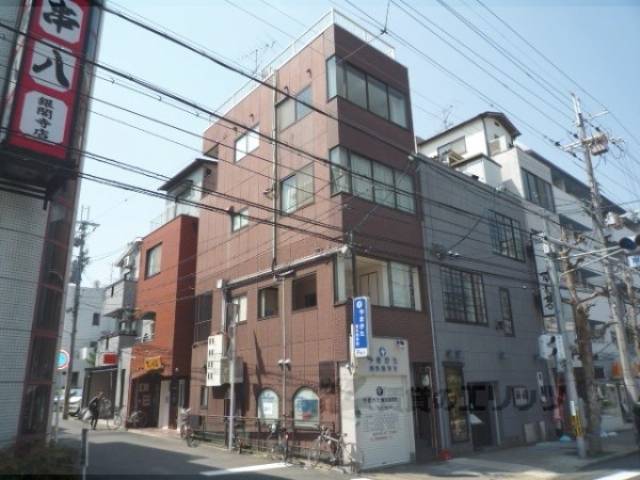 ラカサカンタール外観写真1