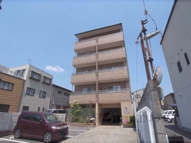 ＯＵＥＳＴ　ＤＵＳＯＬＥＩＬ外観写真3