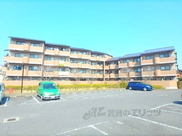 サザンパレス外観写真1