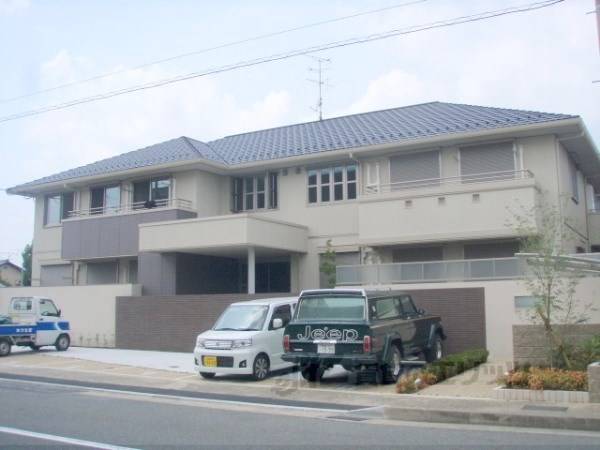 064530の外観写真