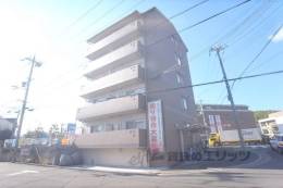 シャルレ１２番館外観写真