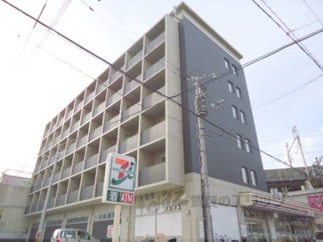 メディナ西大路駅前外観写真1