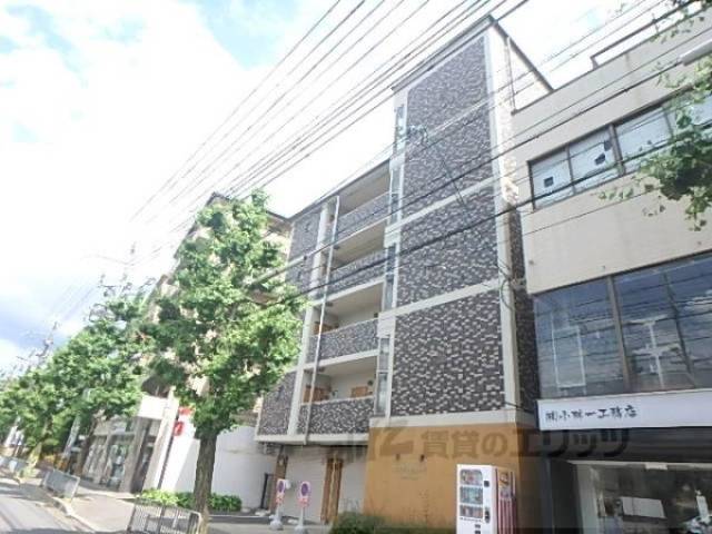 セラヴィ新丸太町外観写真3