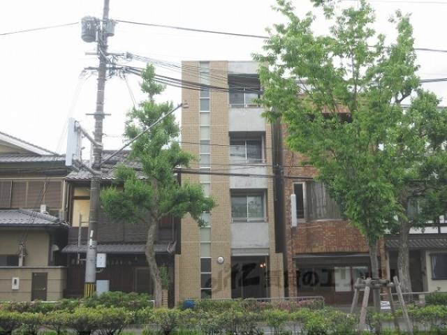 ＡｎｃｉｅｎｔｏＬｕｍｉｎｅ外観写真2