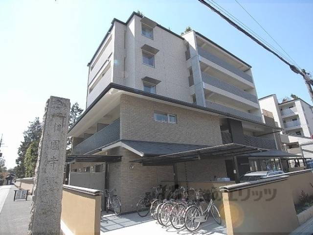 ＮＯＲＴＨ　ＳＩＤＥ　１　東館外観写真3