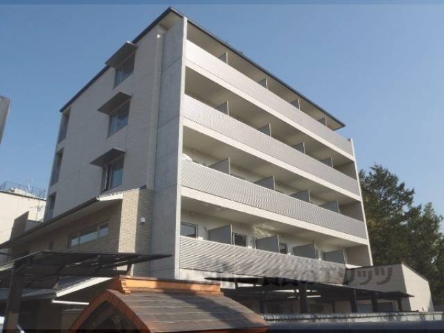 ＮＯＲＴＨ　ＳＩＤＥ　１　西館外観写真1