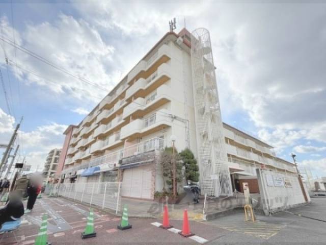 パールハイツイナリ外観写真3