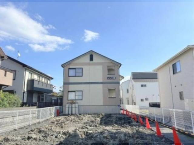 メゾン林外観写真2