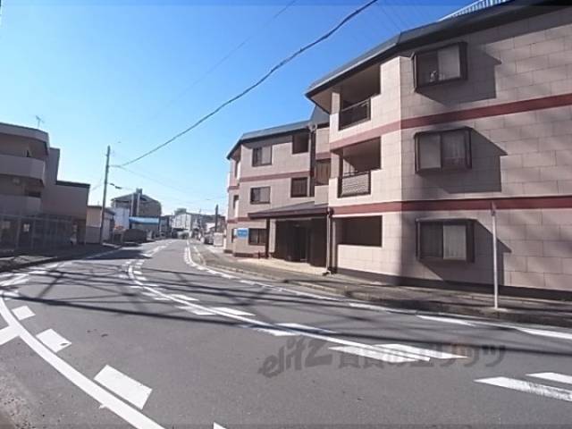 ハイツリーフラット外観写真3