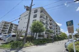 グリーンタウン槇島２号棟外観写真