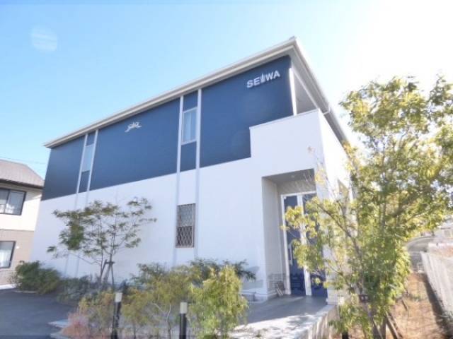 ぺルル寺門外観写真2