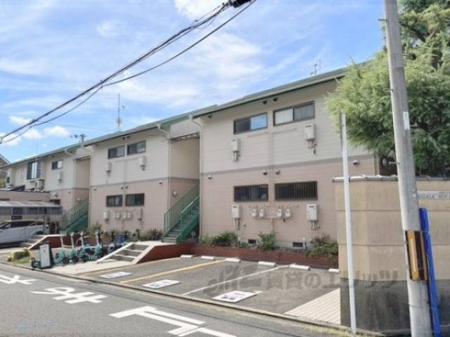 衣笠ハイツ外観写真1