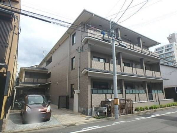 069858の外観写真