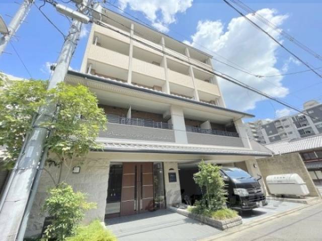 プレサンス京都五条天使突抜外観写真1