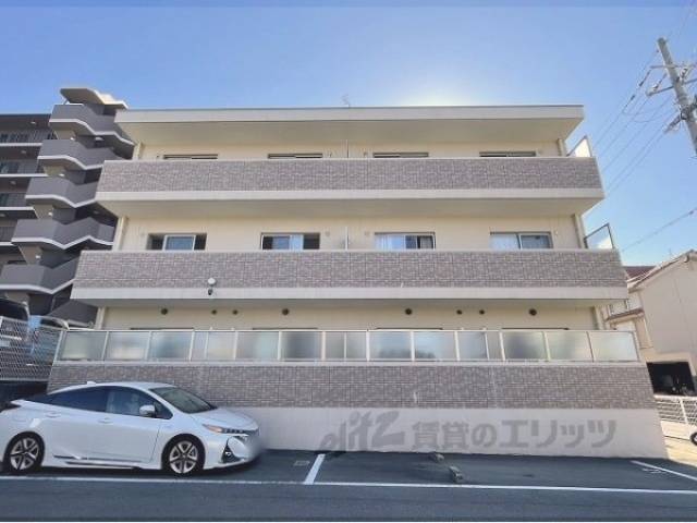 ラペルルエスト外観写真2