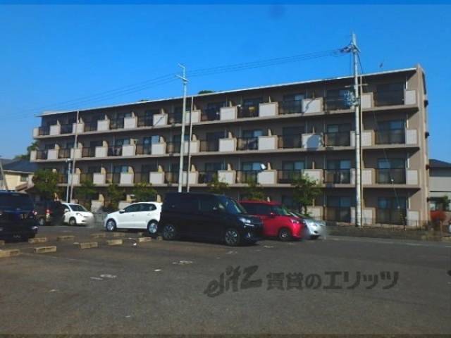 ハイツ宮の森外観写真3