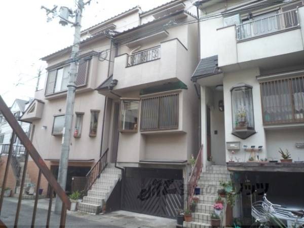 070891の外観写真