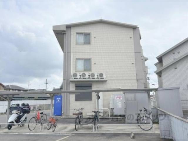 カーサファミリア弐番館外観写真3