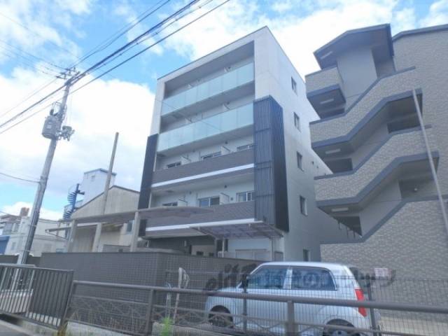サクシード上鳥羽外観写真1