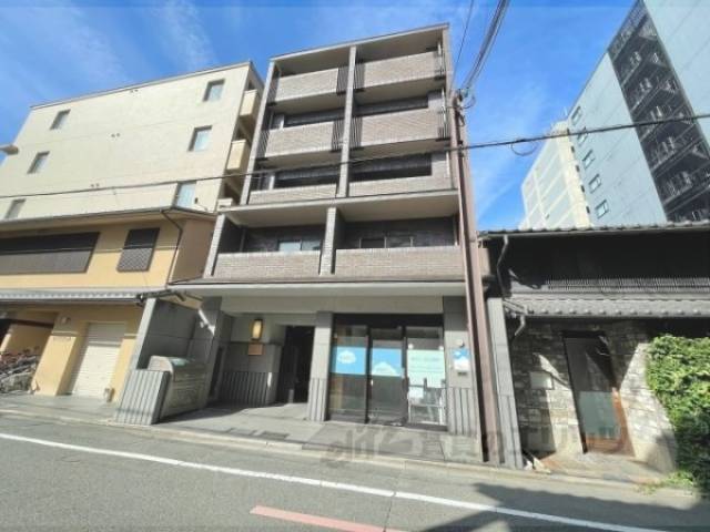 ランブラス衣棚御池外観写真1