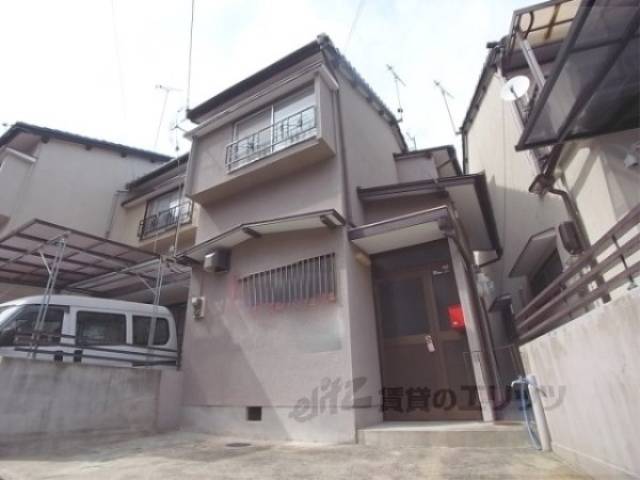 貸家外観写真1