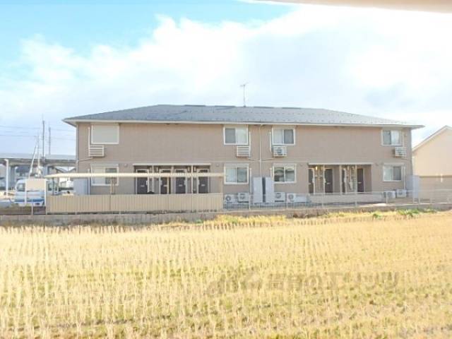 メゾン　ラ・セーヌ外観写真2