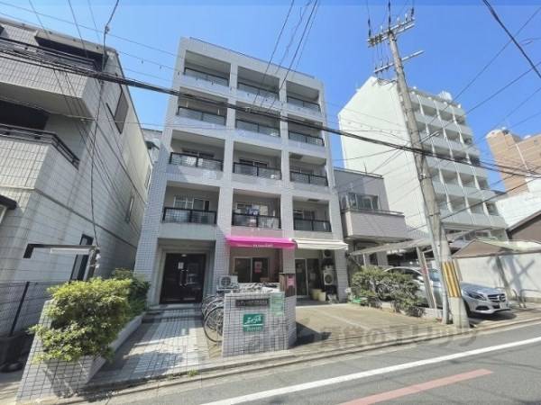 072468の外観写真
